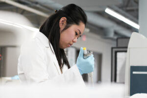 Woman doing laboratory Analysis